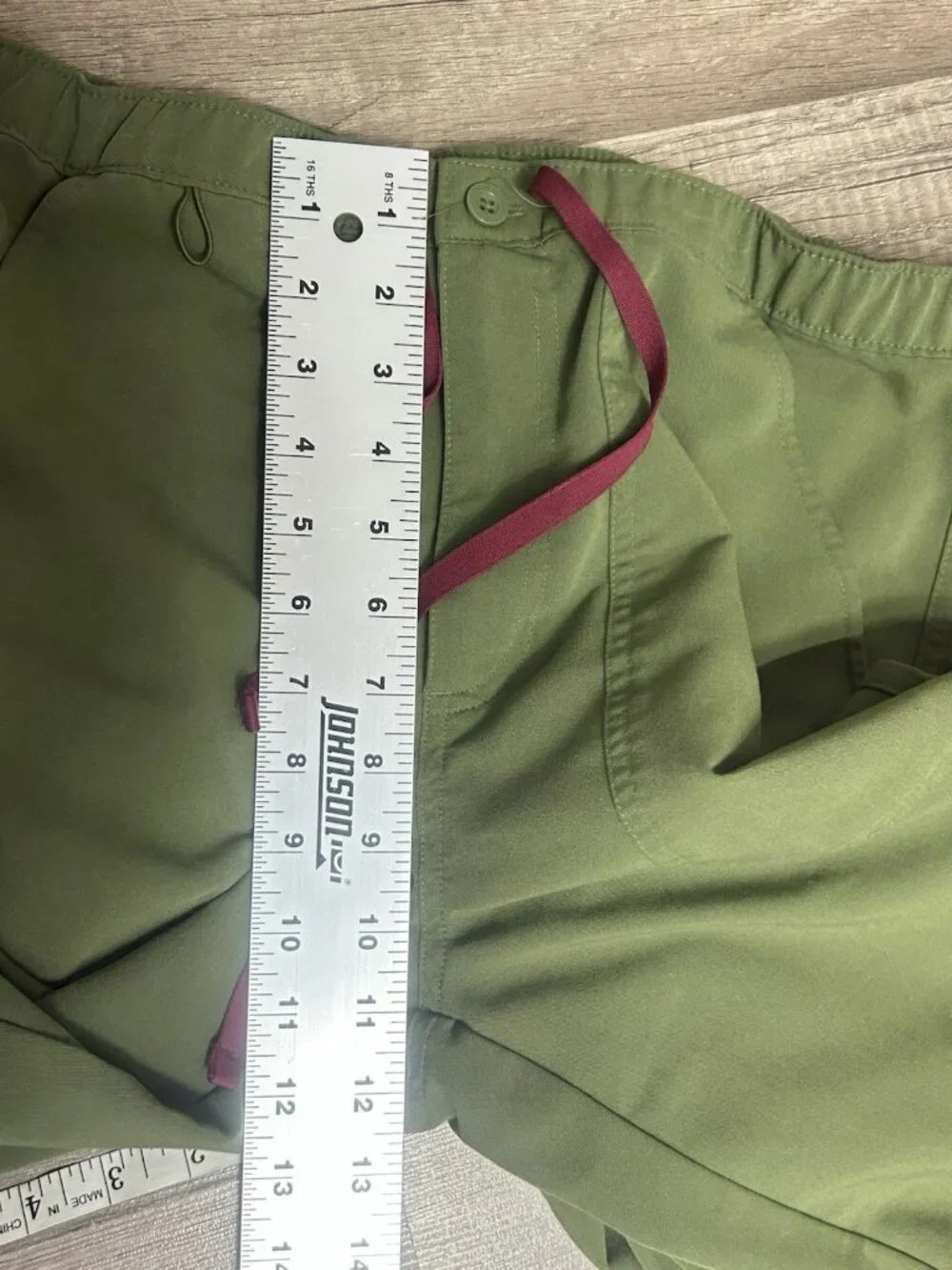 FIGS Cairo Cargo Scrub Pants Technical Collection Medium Green 31” Inseam
